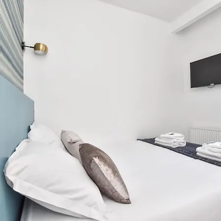 Cosy Bedroom - Tour Eiffel Champs De Mars 2a *